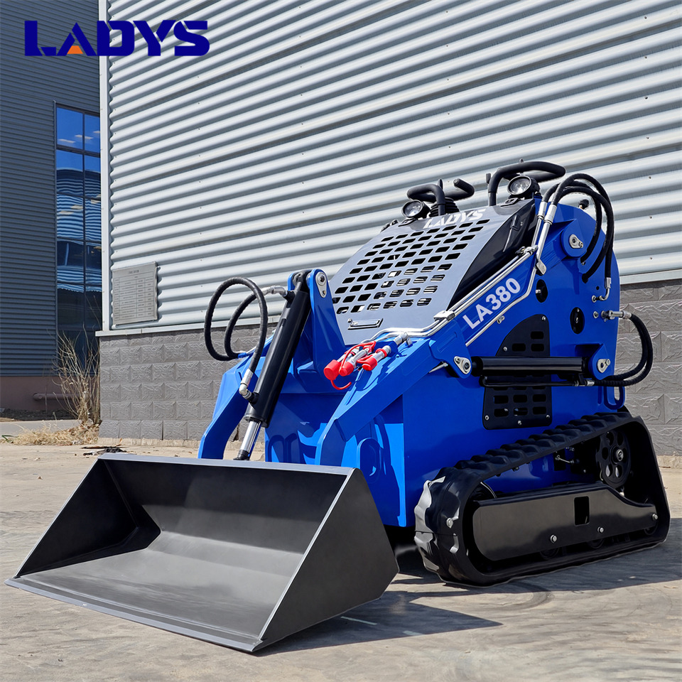 LADYS Free Shipping LA380 Mini Skid Steer Loader Compact Track Diesel Cheap Mini Skid Steer Loader For Sale With Mini Skid Steer Attachments 4 In 1 Bucket - Minipala: foto 3 LADYS Free Shipping LA380 Mini Skid Steer Loader Compact Track Diesel Cheap Mini Skid Steer Loader For Sale With Mini Skid Steer Attachments 4 In 1 Bucket - Minipala: foto 3