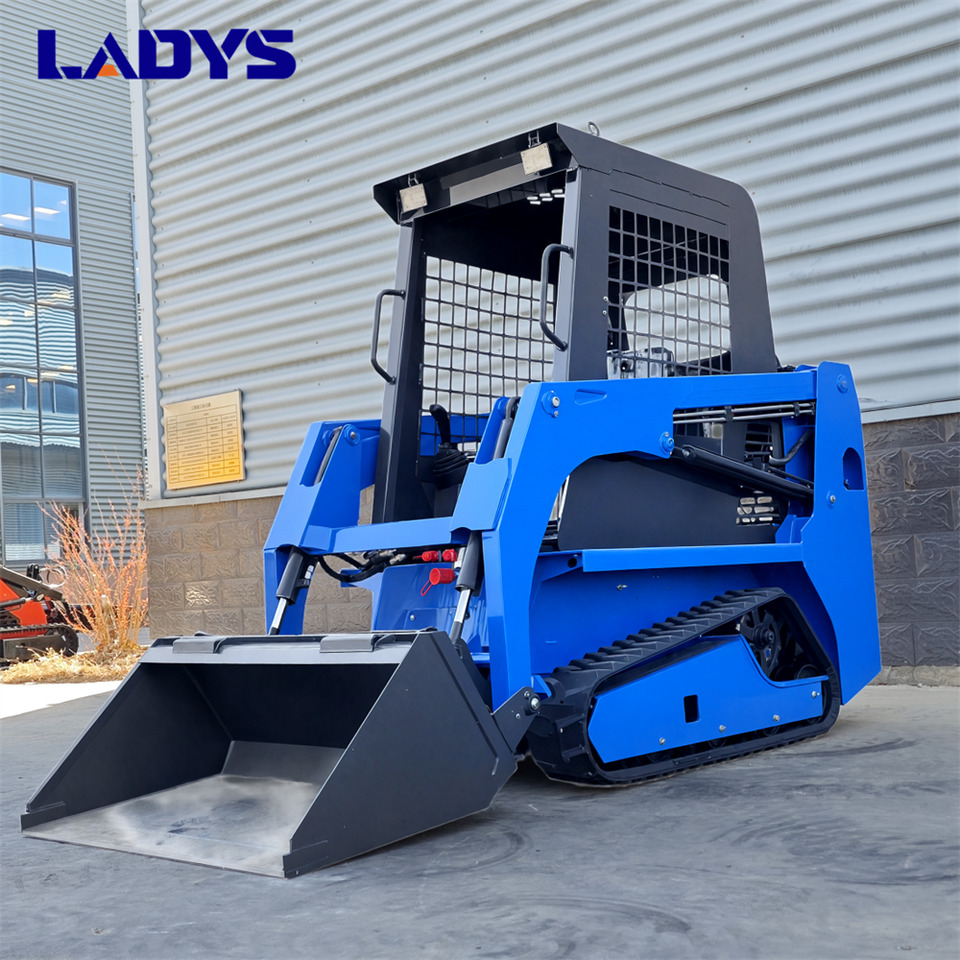 LADYS LADYS LA670 Mini Small Skid Steer Loader Compact Track Diesel Mini Skid Steer Loader For Sale With Small Mini Skid Steer Attachments 4 In 1 Bucket - Minipala: foto 4 LADYS LADYS LA670 Mini Small Skid Steer Loader Compact Track Diesel Mini Skid Steer Loader For Sale With Small Mini Skid Steer Attachments 4 In 1 Bucket - Minipala: foto 4