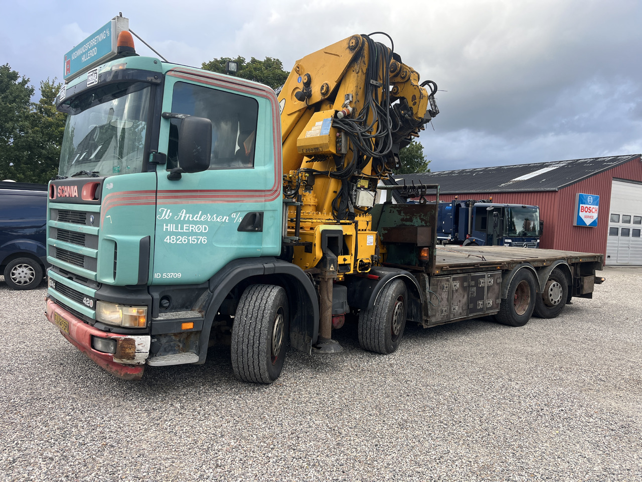 Scania G 124 - Camion con gru: foto 2 Scania G 124 - Camion con gru: foto 2