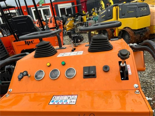 96888 QB480 - Minipala cingolata: foto 5 96888 QB480 - Minipala cingolata: foto 5