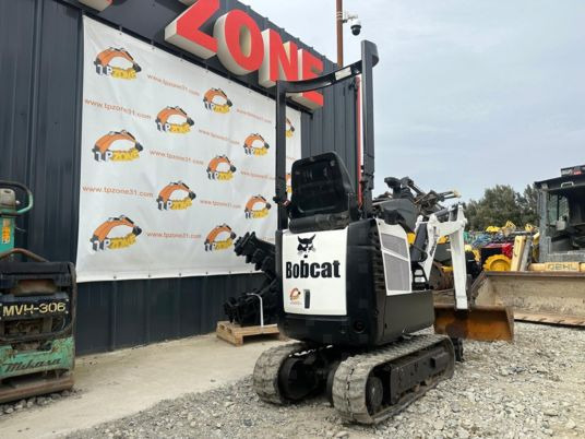 Bobcat E10 Joystick à 12500€ HT - Miniescavatore: foto 4 Bobcat E10 Joystick à 12500€ HT - Miniescavatore: foto 4