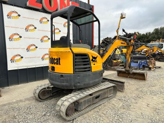 Bobcat E26 Canopy à 18500 € HT - Miniescavatore: foto 3 Bobcat E26 Canopy à 18500 € HT - Miniescavatore: foto 3