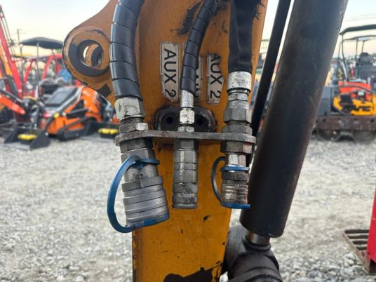 Miniescavatore Bobcat E35 Cabine à 22500 € HT: foto 17