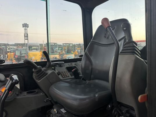 Miniescavatore Bobcat E35 Cabine à 22500 € HT: foto 15