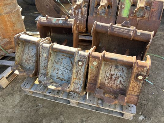 Godet arden QA11 - Benna per escavatore: foto 1 Godet arden QA11 - Benna per escavatore: foto 1