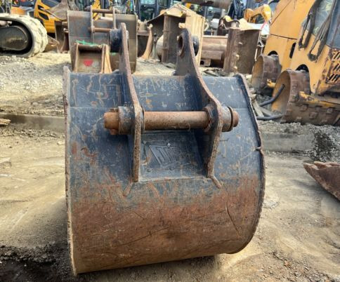 Godet attache jcb pour pelle de 5T à 9T - Benna per escavatore: foto 3 Godet attache jcb pour pelle de 5T à 9T - Benna per escavatore: foto 3