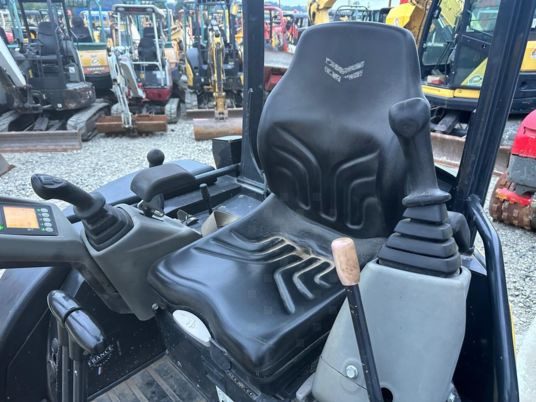 Miniescavatore Yanmar VIO26-6 Canopy à 21500 € HT: foto 10