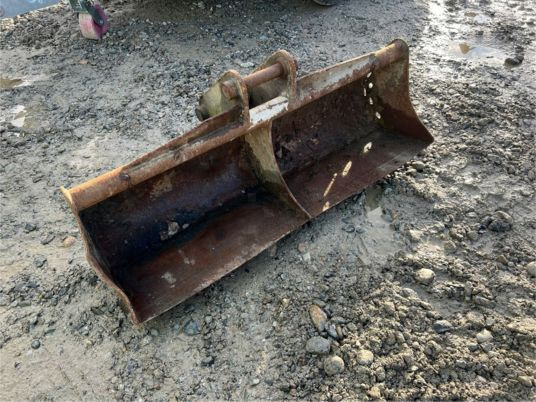 Godet de curage jcb - axe 45 mm - Benna per escavatore: foto 3 Godet de curage jcb - axe 45 mm - Benna per escavatore: foto 3