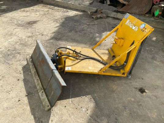 Lame bull pour mini dumper hinowa - Lama per Macchina da cantiere: foto 3 Lame bull pour mini dumper hinowa - Lama per Macchina da cantiere: foto 3