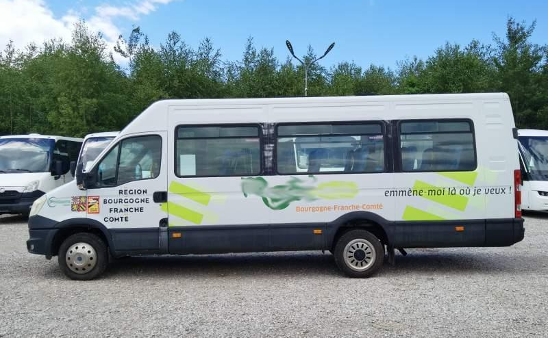 Iveco Daily 23 miejsca, KLIMA, WEBASTO - Autobus extraurbano: foto 4 Iveco Daily 23 miejsca, KLIMA, WEBASTO - Autobus extraurbano: foto 4
