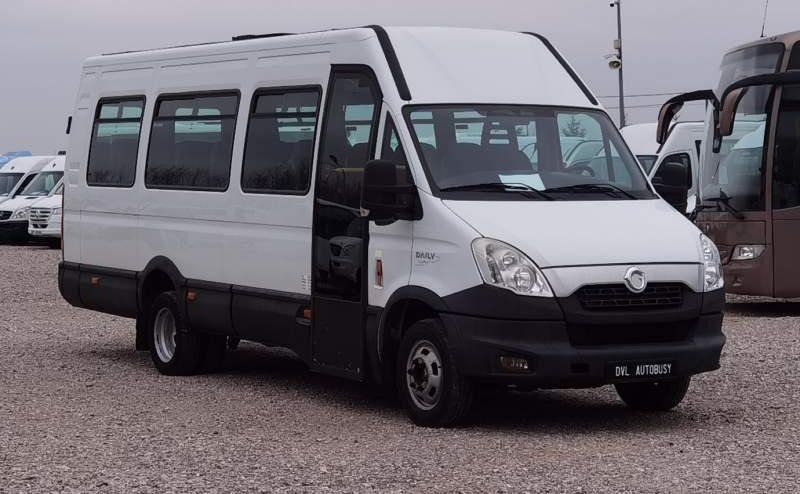 Iveco Daily 23 miejsca, KLIMA, WEBASTO - Autobus extraurbano: foto 1 Iveco Daily 23 miejsca, KLIMA, WEBASTO - Autobus extraurbano: foto 1