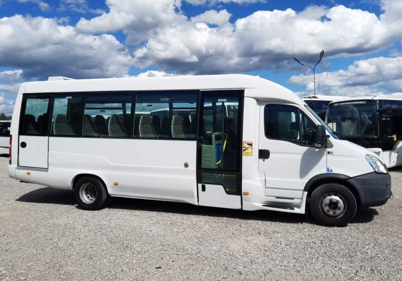 Iveco Daily DURISOTTI *2x klima* / 28miejsc - Autobus extraurbano: foto 5 Iveco Daily DURISOTTI *2x klima* / 28miejsc - Autobus extraurbano: foto 5