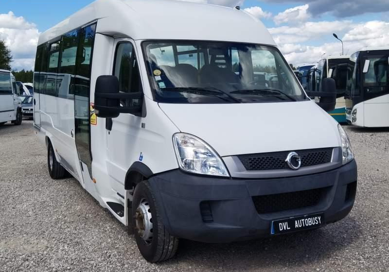 Iveco Daily DURISOTTI *2x klima* / 28miejsc - Autobus extraurbano: foto 2 Iveco Daily DURISOTTI *2x klima* / 28miejsc - Autobus extraurbano: foto 2