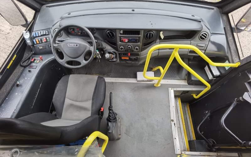 Iveco Kapena Thesi 34 EURO V *daily*wing*mediano - Autobus extraurbano: foto 4 Iveco Kapena Thesi 34 EURO V *daily*wing*mediano - Autobus extraurbano: foto 4