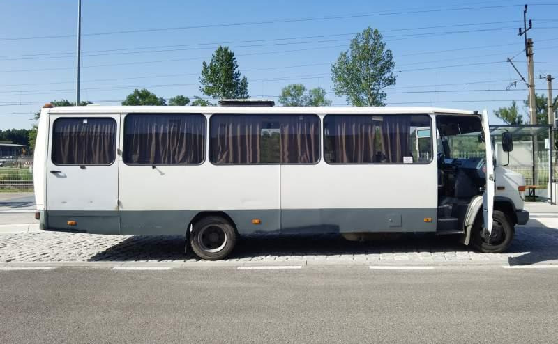 Mercedes-Benz Vario 814D 38+12 - Autobus extraurbano: foto 3 Mercedes-Benz Vario 814D 38+12 - Autobus extraurbano: foto 3