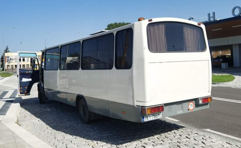Mercedes-Benz Vario 814D 38+12 - Autobus extraurbano: foto 5 Mercedes-Benz Vario 814D 38+12 - Autobus extraurbano: foto 5
