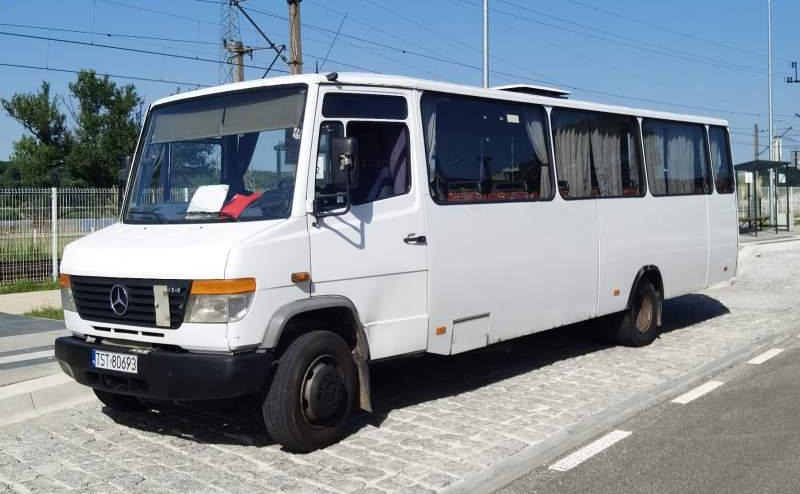 Mercedes-Benz Vario 814D 38+13 - Autobus extraurbano: foto 1 Mercedes-Benz Vario 814D 38+13 - Autobus extraurbano: foto 1