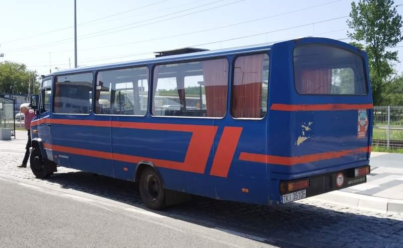 Mercedes-Benz Vario 814D 38+14 - Autobus extraurbano: foto 2 Mercedes-Benz Vario 814D 38+14 - Autobus extraurbano: foto 2