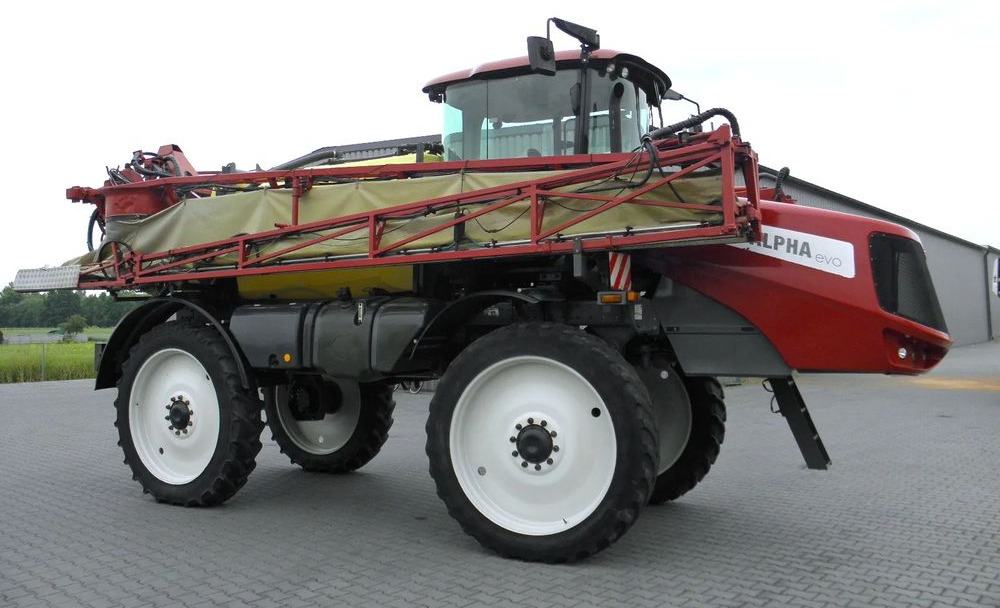 Hardi ALPHA 4100 EVO 2013 Rok, 30 metrow,40 km/h,GPS, Nie Malowany, Stan Bardzo Dobry - Polverizzatore: foto 2 Hardi ALPHA 4100 EVO 2013 Rok, 30 metrow,40 km/h,GPS, Nie Malowany, Stan Bardzo Dobry - Polverizzatore: foto 2
