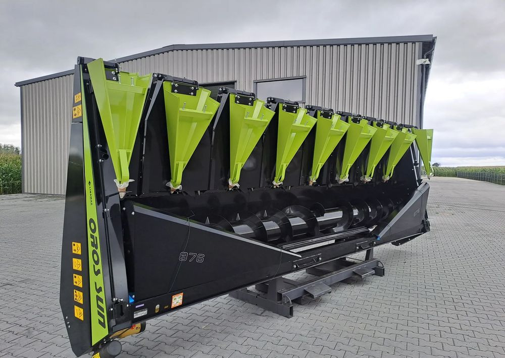 Oros Oros SUN 876 8 rzędowy, Nowe Przystawki do zbioru słonecznika - Barra di taglio per girasol: foto 5 Oros Oros SUN 876 8 rzędowy, Nowe Przystawki do zbioru słonecznika - Barra di taglio per girasol: foto 5