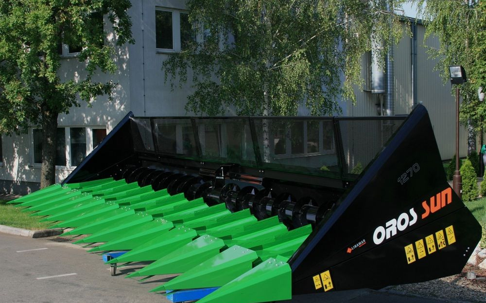 Oros SUN 1276 12 rzędowy, Nowe przystawki do Zbioru Słonecznika - Barra di taglio per girasol: foto 1 Oros SUN 1276 12 rzędowy, Nowe przystawki do Zbioru Słonecznika - Barra di taglio per girasol: foto 1