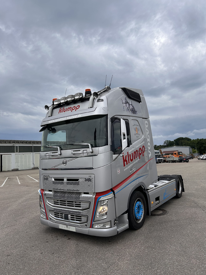 Trattore stradale VOLVO FH4: foto 1