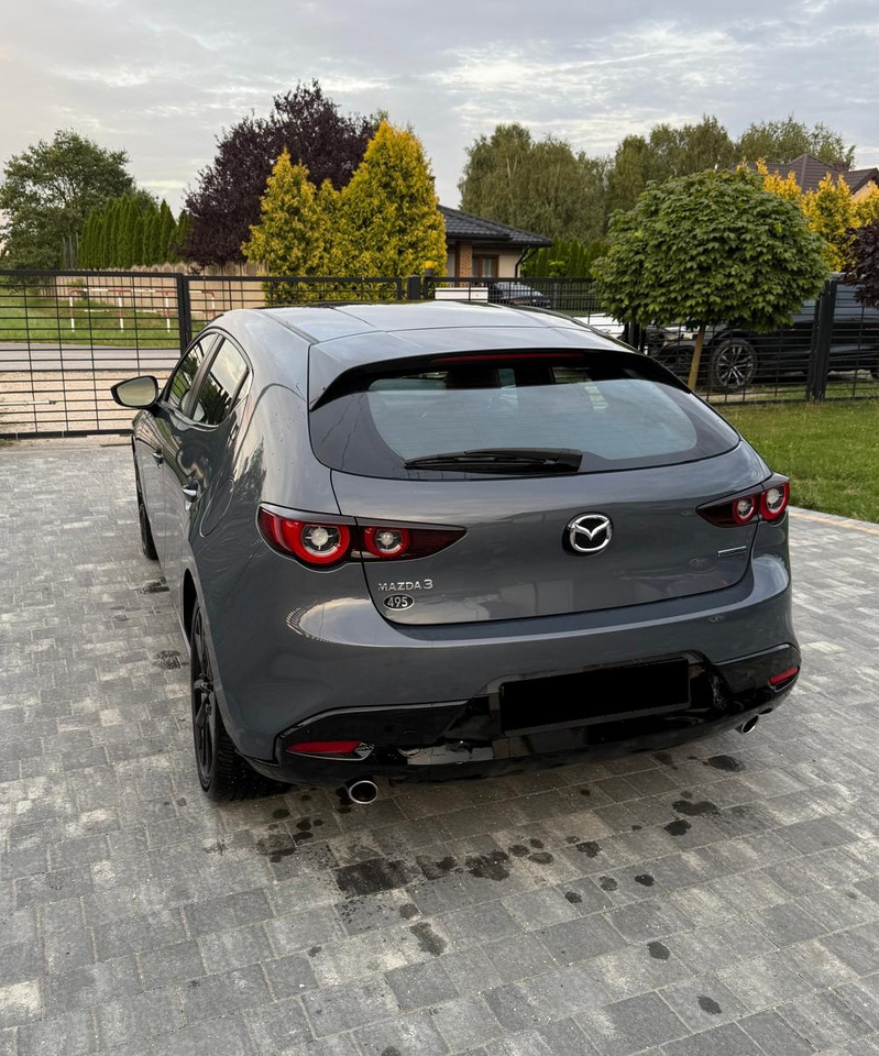 MAZDA 3 - Autovettura: foto 2 MAZDA 3 - Autovettura: foto 2