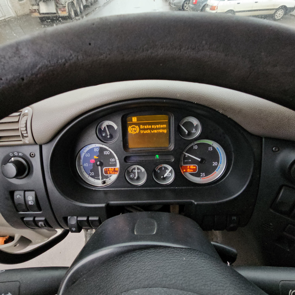 Trattore stradale Daf FT CF 85: foto 9
