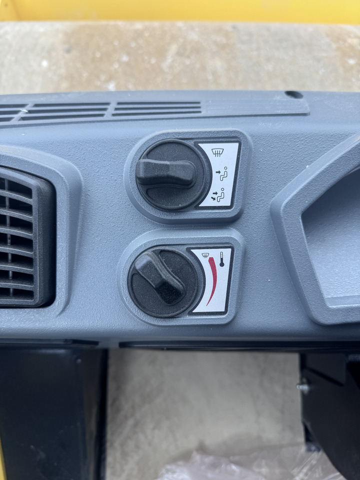 BOMAG BW 177 D-5 - Rullo compattatore/ Rullo compressore: foto 5 BOMAG BW 177 D-5 - Rullo compattatore/ Rullo compressore: foto 5