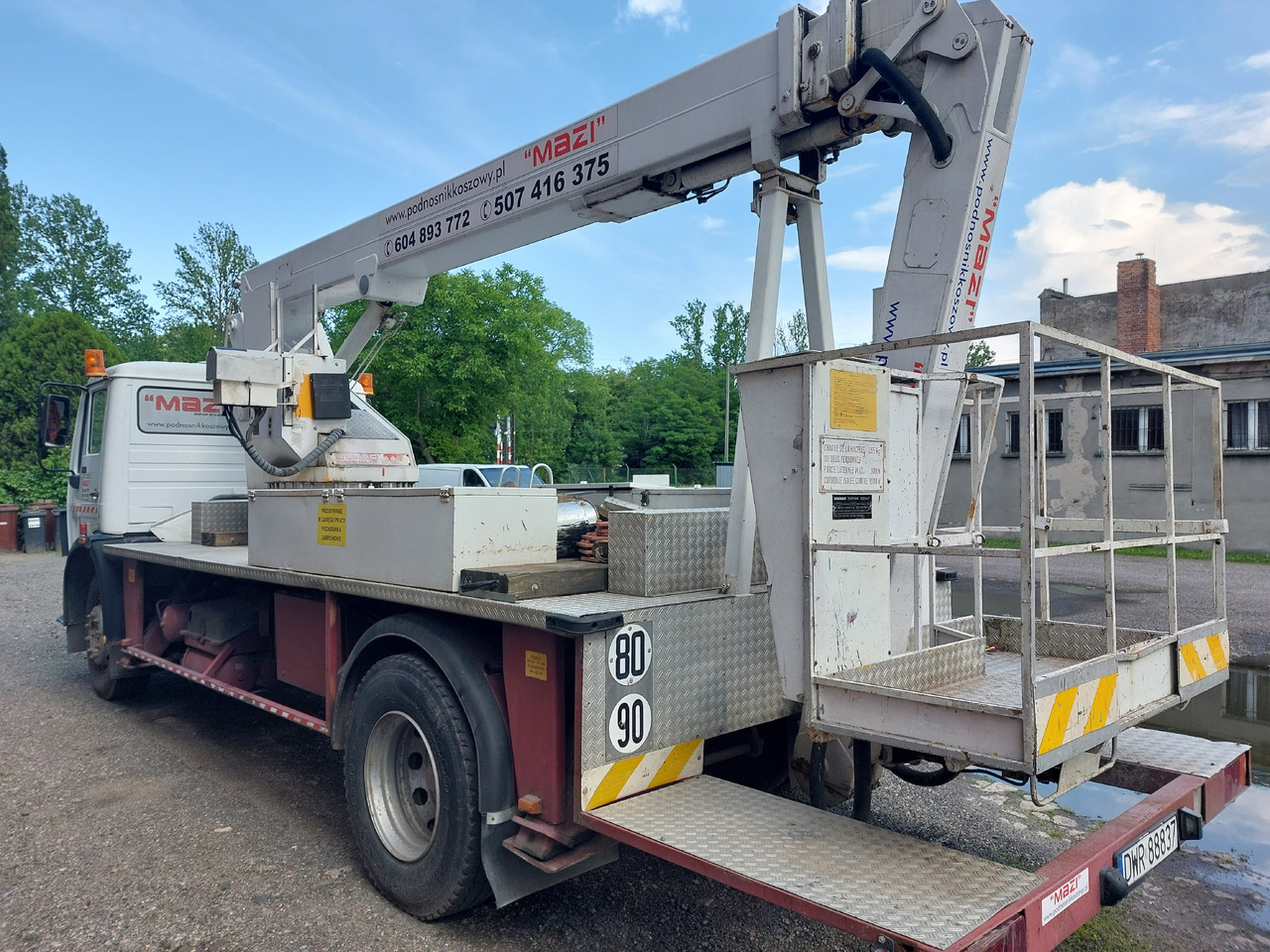 Wumag Mercedes 1414, 400V Wumag WT220 hydraulik - Piattaforma autocarrata: foto 3 Wumag Mercedes 1414, 400V Wumag WT220 hydraulik - Piattaforma autocarrata: foto 3