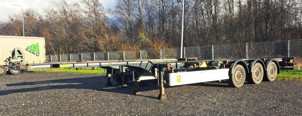 RENDERS EURO 922 - Semirimorchio portacontainer/ Caisse interchangeable: foto 2 RENDERS EURO 922 - Semirimorchio portacontainer/ Caisse interchangeable: foto 2