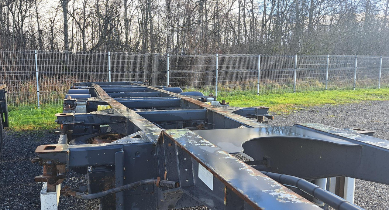 RENDERS EURO 922 - Semirimorchio portacontainer/ Caisse interchangeable: foto 5 RENDERS EURO 922 - Semirimorchio portacontainer/ Caisse interchangeable: foto 5