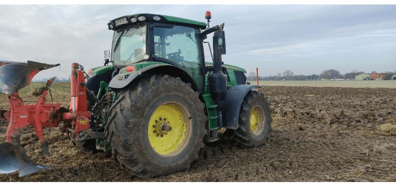 JOHN DEERE 6215R - Trattore: foto 5 JOHN DEERE 6215R - Trattore: foto 5