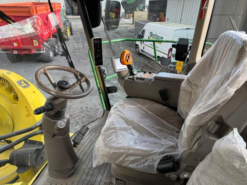 Trincia JOHN DEERE 8400: foto 10