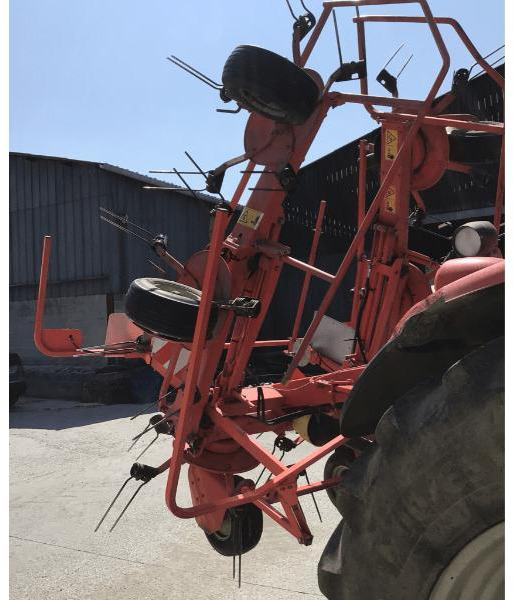 KUHN GF5902 - Voltafieno: foto 5 KUHN GF5902 - Voltafieno: foto 5