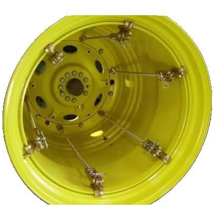 Complete dual wheel set IF710/70R42 Advance AR1200 - Trattore: foto 2 Complete dual wheel set IF710/70R42 Advance AR1200 - Trattore: foto 2