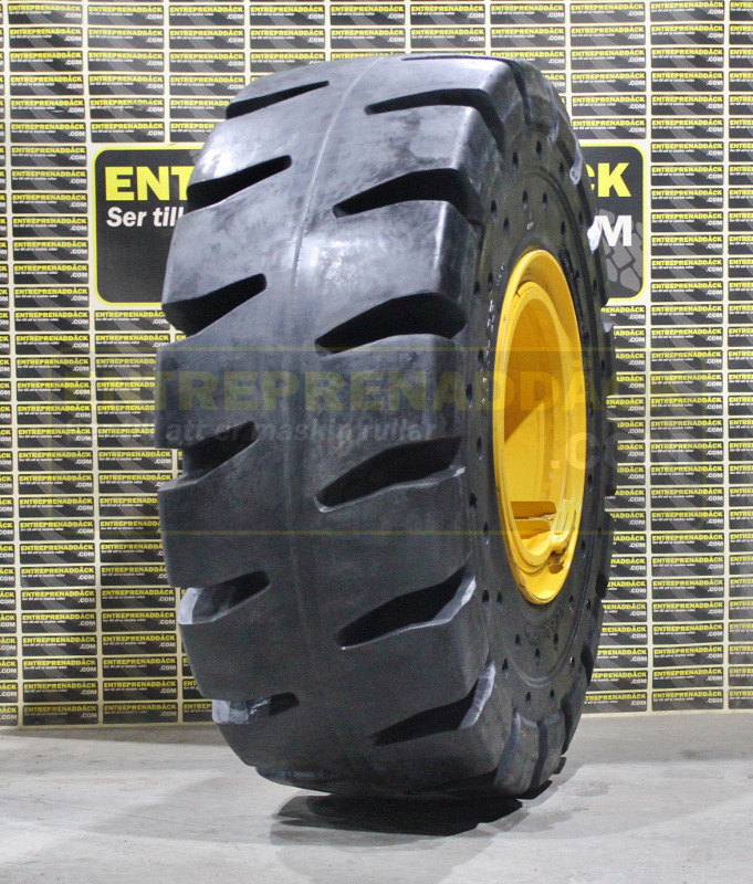 Complete solid wheels 26.5-25 on rims for Volvo L110/L120E - Pala gommata: foto 2 Complete solid wheels 26.5-25 on rims for Volvo L110/L120E - Pala gommata: foto 2