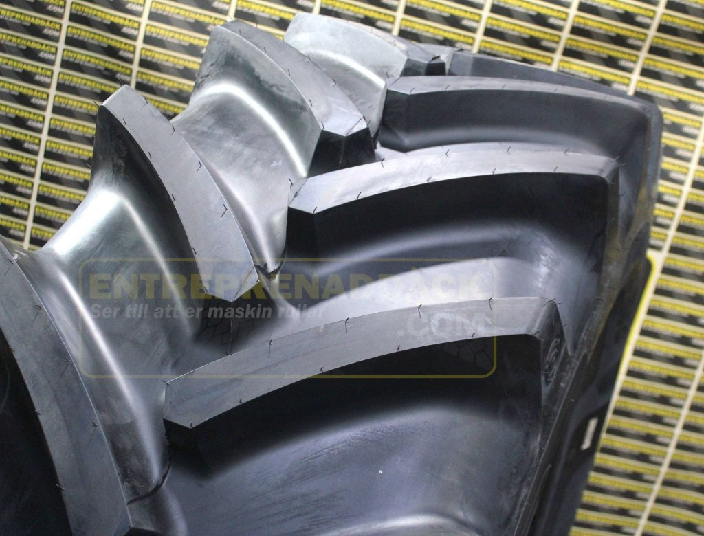 Package 600/70R30 + 650/85R38 AR1200 – tyres- wheels – dual system - Trattore: foto 1 Package 600/70R30 + 650/85R38 AR1200 – tyres- wheels – dual system - Trattore: foto 1