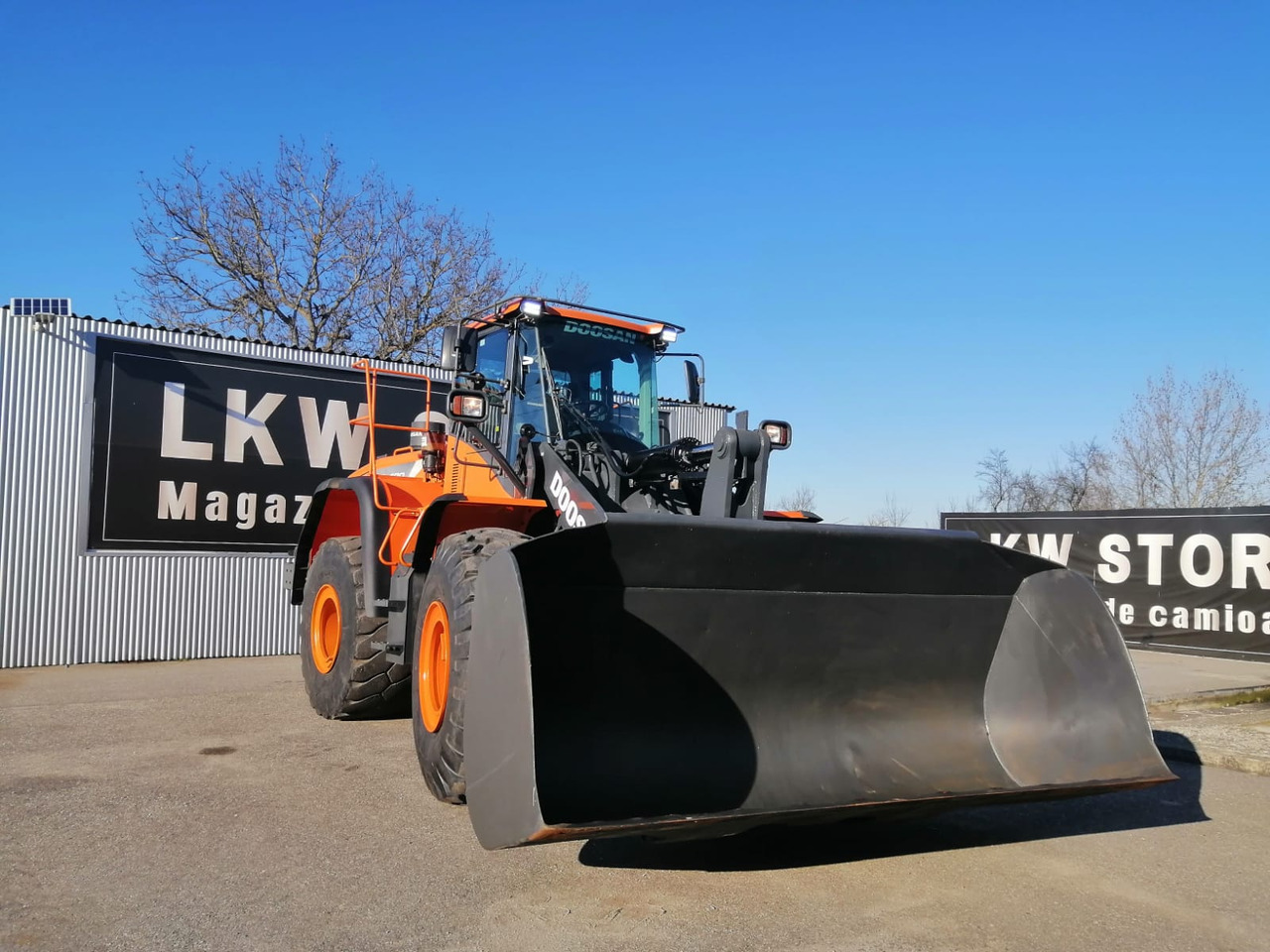 Doosan DL 420-5 Front End Loader, TOP!!! - Pala gommata: foto 1 Doosan DL 420-5 Front End Loader, TOP!!! - Pala gommata: foto 1