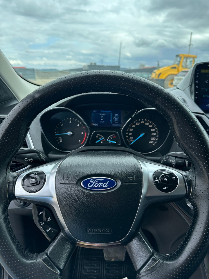 FORD KUGA TITANIUM - SUV/ Fuoristrada: foto 4 FORD KUGA TITANIUM - SUV/ Fuoristrada: foto 4