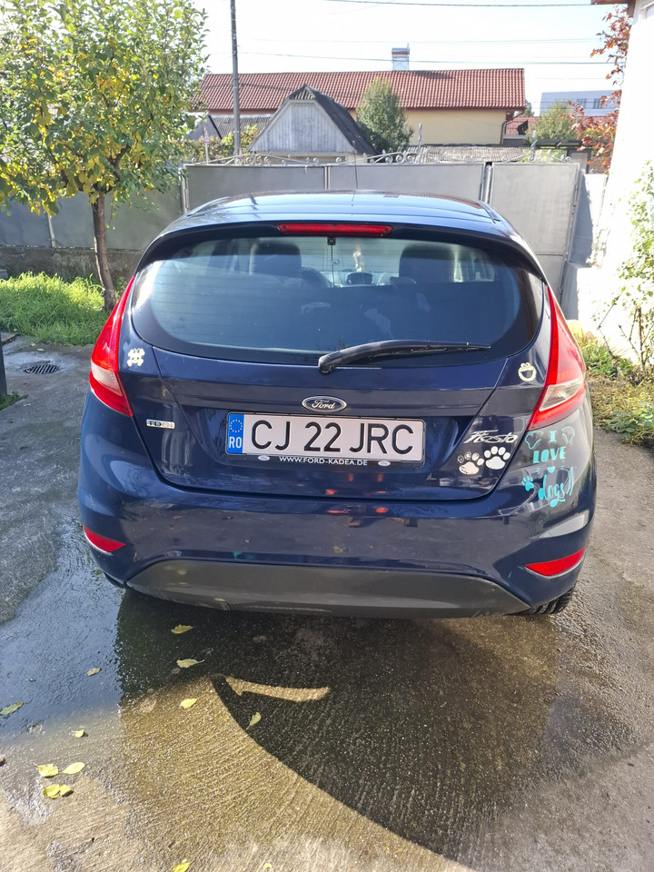 Ford Fiesta - Berlina: foto 4 Ford Fiesta - Berlina: foto 4