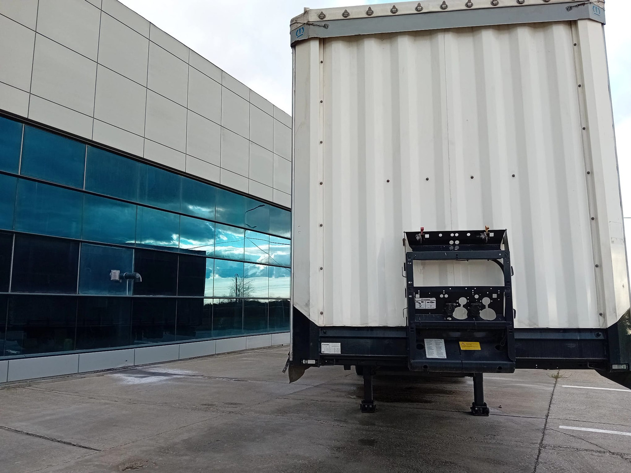 Krone Sliding Tarpaulin Semi-trailer Standard, TOP ! - Semirimorchio centinato: foto 4 Krone Sliding Tarpaulin Semi-trailer Standard, TOP ! - Semirimorchio centinato: foto 4