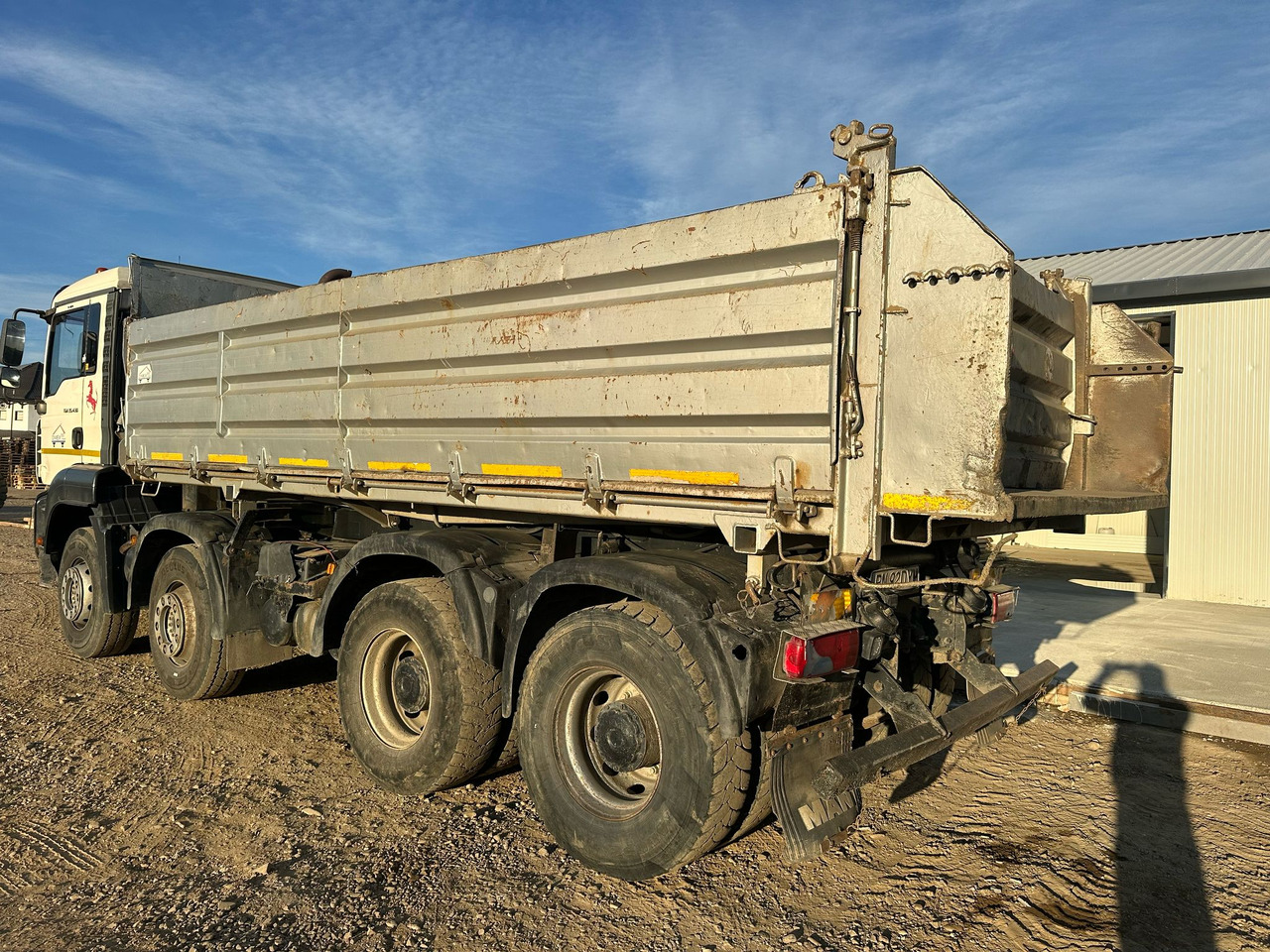 MAN TGA 35.430 Tipper - Autocarro ribaltabile: foto 4 MAN TGA 35.430 Tipper - Autocarro ribaltabile: foto 4