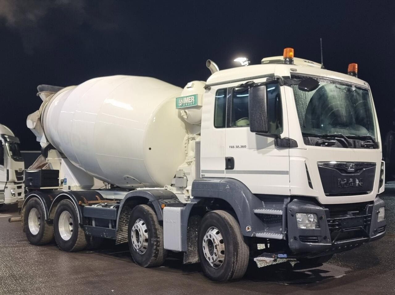 MAN TGS 32.360 8×4 Beton Mixer 9m3 - Autobetoniera: foto 2 MAN TGS 32.360 8×4 Beton Mixer 9m3 - Autobetoniera: foto 2