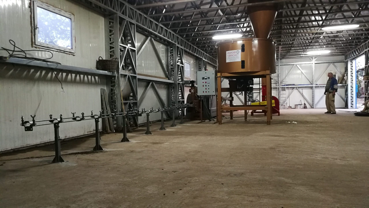 Briquetting Technology BT 060-400 BRIQUETTES PRODUCT LINE - Macchinario industriale: foto 4 Briquetting Technology BT 060-400 BRIQUETTES PRODUCT LINE - Macchinario industriale: foto 4