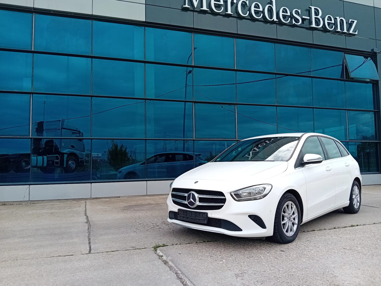 Mercedes-Benz B 180d, TOP !!! - Berlina: foto 1 Mercedes-Benz B 180d, TOP !!! - Berlina: foto 1