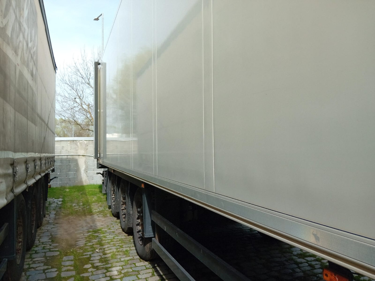 Schmitz Cargobull SCB S3B Refrigerated Semi-trailer - Semirimorchio frigorifero: foto 5 Schmitz Cargobull SCB S3B Refrigerated Semi-trailer - Semirimorchio frigorifero: foto 5