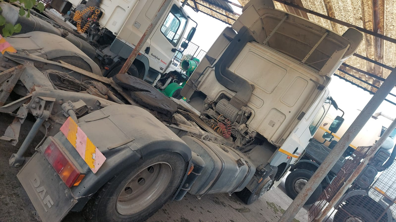 DAF CF 85.43 Tractor Head - Trattore stradale: foto 2 DAF CF 85.43 Tractor Head - Trattore stradale: foto 2