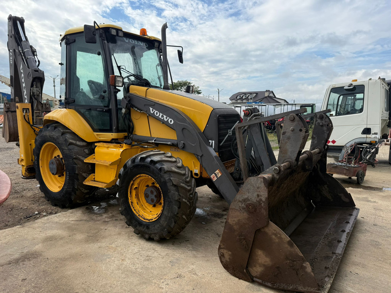 VOLVO BL71 Backhoe Loader - Terna: foto 1 VOLVO BL71 Backhoe Loader - Terna: foto 1