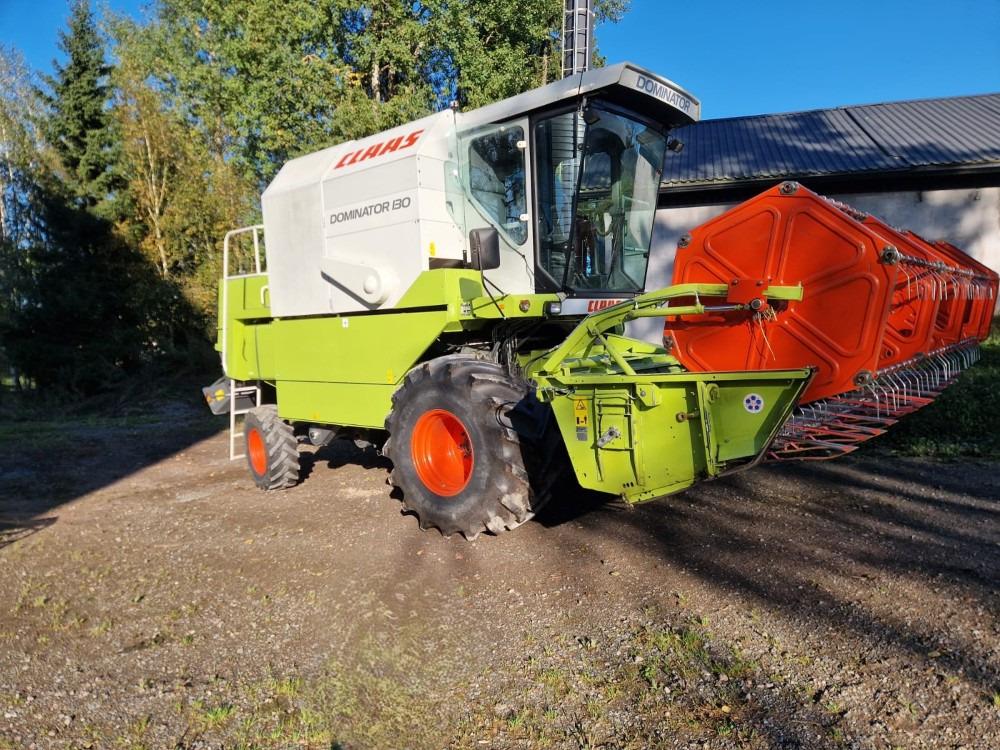 CLAAS Dominator 130 - Mietitrebbia: foto 2 CLAAS Dominator 130 - Mietitrebbia: foto 2